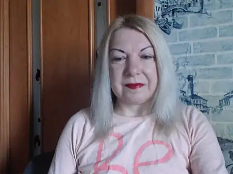 Snapshot of Lillia_Ray chatting on April 27, 7:50 am Lillia Ray online show from April 27, 7:50 am
