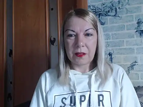 Snapshot of Lillia_Ray chatting on April 30, 6:20 am Lillia Ray online show from April 30, 6:20 am