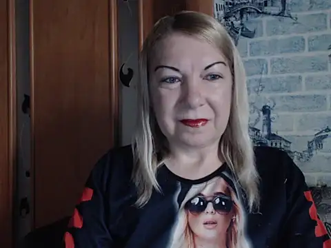 Snapshot of Lillia_Ray chatting on May 13, 7:06 am Lillia Ray online show from May 13, 7:06 am