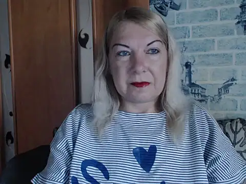 Snapshot of Lillia_Ray chatting on May 29, 7:39 am Lillia Ray online show from May 29, 7:39 am