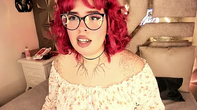 Snapshot of cinnamon8_ chatting on March 22, 4:26 pm cinnamon8  online show from March 22, 4:26 pm