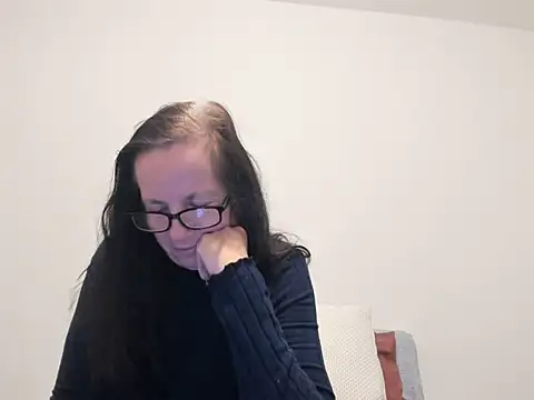 peachgoddess online show from February 10, 11:47 am