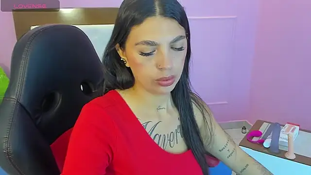 TATILARSON1 online show from November 8, 12:49 pm