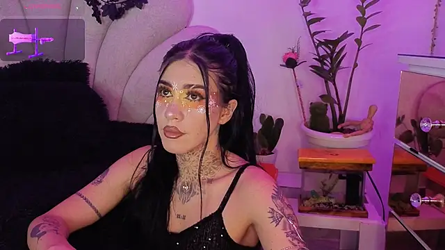 Snapshot of AnfisaLetyagho chatting on October 10, 12:42 am AnfisaLetyagho online show from October 10, 12:42 am