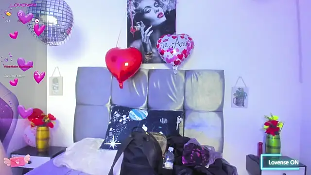 Snapshot of julieta_caceres1 chatting on March 21, 5:11 am julieta caceres1 online show from March 21, 5:11 am