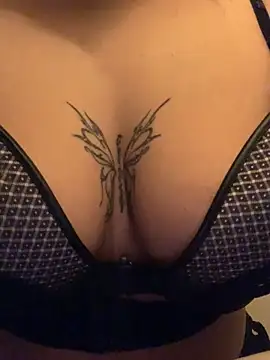 Snapshot of mariabootyyy chatting on March 16, 7:38 pm mariabootyyy online show from March 16, 7:38 pm