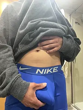 adresalbert342 online show from March 21, 9:18 pm