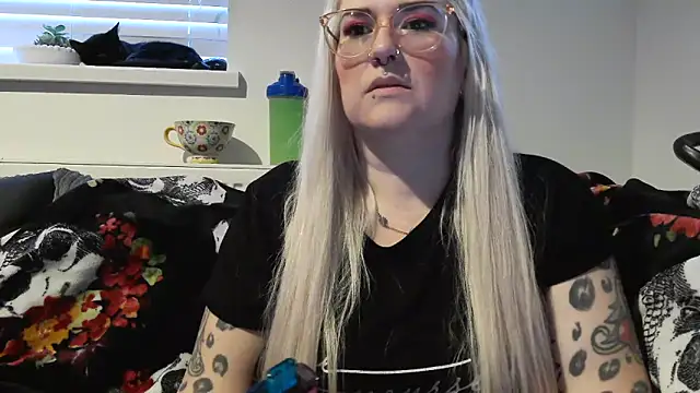 Sizzling Indie36 online show from September 28, 5:18 pm