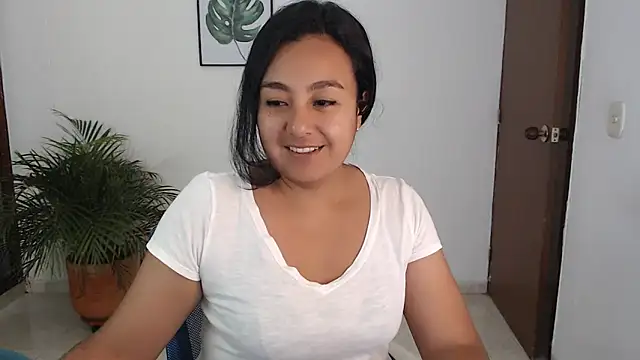 Snapshot of Themagicpotion chatting on May 29, 4:16 pm Themagicpotion online show from May 29, 4:16 pm
