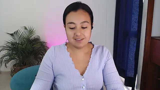 Snapshot of Themagicpotion chatting on July 21, 3:47 pm Themagicpotion online show from July 21, 3:47 pm