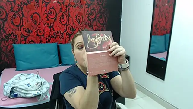 Snapshot of Samanta_SS chatting on July 8, 9:08 pm Samanta SS online show from July 8, 9:08 pm