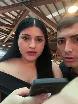 Snapshot of pareja_curiosa19 chatting on April 22, 10:55 pm pareja curiosa19 online show from April 22, 10:55 pm
