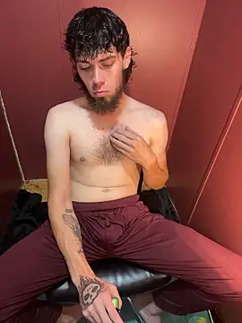 bwcizThrobbing online show from October 29, 8:38 am