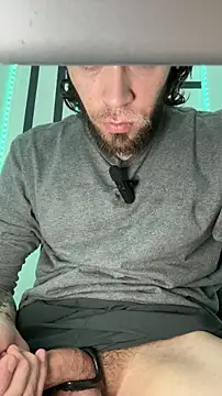 bwcizThrobbing online show from January 10, 8:32 pm