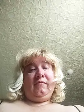 MerellinFicus online show from June 9, 4:18 pm