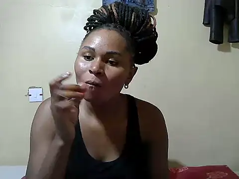 Snapshot of Creamy-Aisha chatting on October 18, 4:30 pm Creamy-Aisha online show from October 18, 4:30 pm