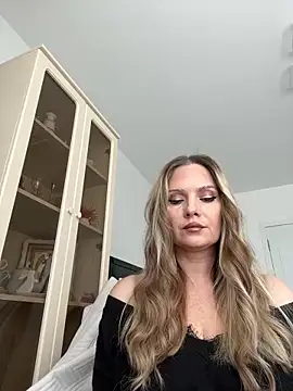 Snapshot of ANA_STA_S_ chatting on April 28, 8:19 am ANA STA S online show from April 28, 8:19 am
