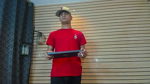 317894 online show from April 17, 9:12 am