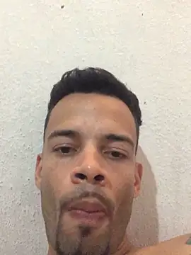HenriquePhn online show from June 14, 7:38 pm