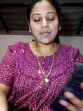 JENNIFERtamil online show from April 24, 7:33 am