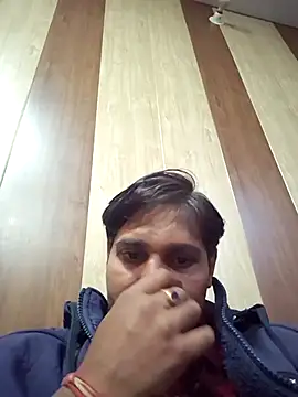 johnny8731 online show from December 4, 1:42 pm