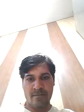 johnny8731 online show from July 12, 8:27 am