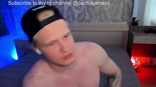 Snapshot of Cactus__James chatting on May 31, 1:14 am Cactus James online show from May 31, 1:14 am