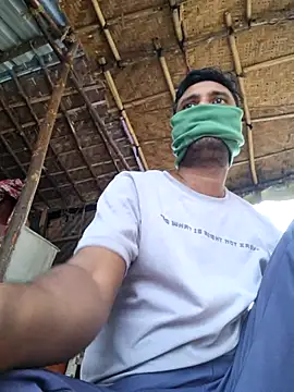 Snapshot of hot_integer chatting on September 28, 3:45 am hot integer online show from September 28, 3:45 am