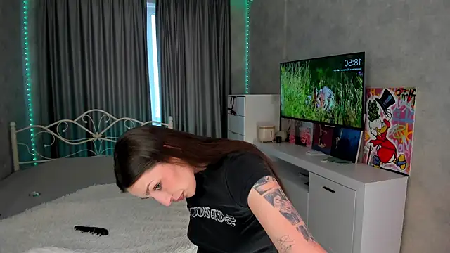 LilFlexxy online show from April 12, 3:50 pm