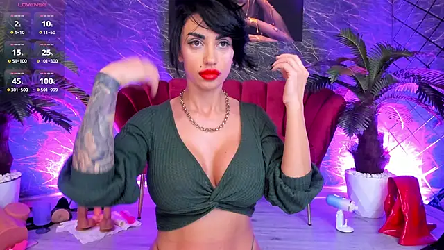 Snapshot of IzabelaTessa chatting on May 12, 7:11 pm IzabelaTessa online show from May 12, 7:11 pm
