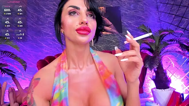 Snapshot of IzabelaTessa chatting on May 25, 7:42 pm IzabelaTessa online show from May 25, 7:42 pm