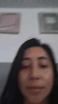 Elowyn online show from February 21, 5:47 pm