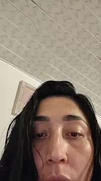 Elowyn online show from March 5, 11:23 pm