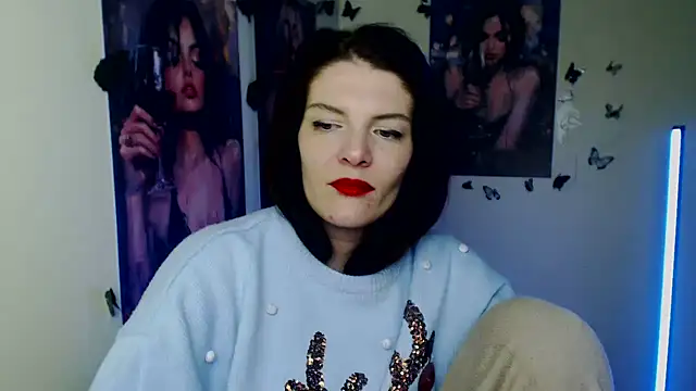 VanessaRey  online show from January 13, 8:14 pm