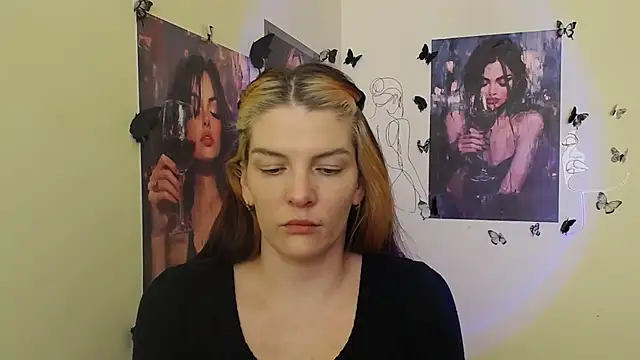 VanessaRey  online show from March 15, 7:14 am