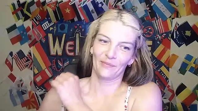 Snapshot of VanessaRey_ chatting on June 29, 7:03 am VanessaRey online show from June 29, 7:03 am