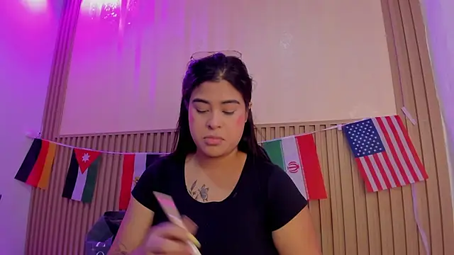 sharonscoth online show from July 4, 8:26 pm