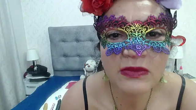 ScarlettGreen  online show from November 1, 11:23 am