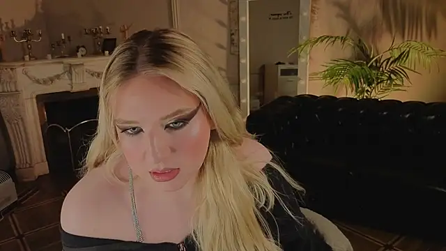 Jes Solar online show from February 8, 9:40 pm