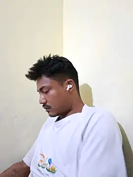 Snapshot of nipu_9 chatting on March 25, 2:23 pm nipu 9 online show from March 25, 2:23 pm