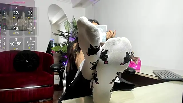 Snapshot of Laila_Angels chatting on September 11, 11:43 am Laila Angels online show from September 11, 11:43 am