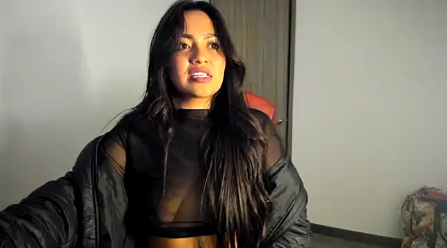 Snapshot of KatyBrunette chatting on March 19, 5:30 am KatyBrunette online show from March 19, 5:30 am