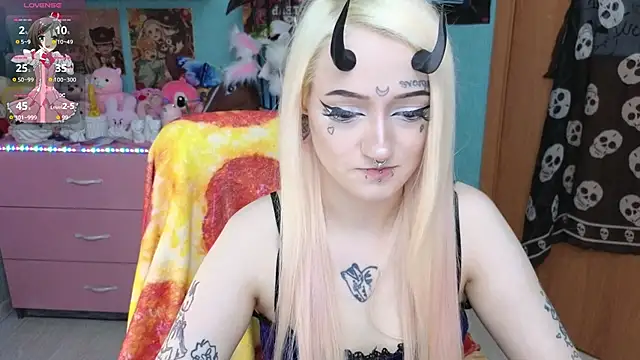 Manuela unicorn online show from March 13, 8:15 pm