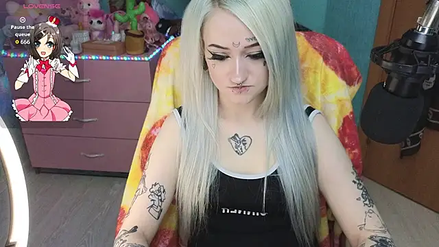 Manuela unicorn online show from April 21, 8:34 pm