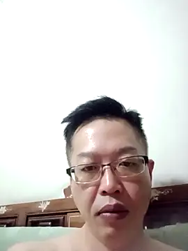 akumasian online show from April 17, 8:45 pm