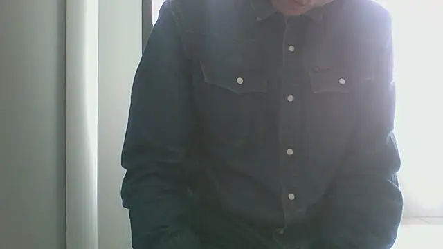 Snapshot of nole_china7 chatting on May 2, 12:37 am nole china7 online show from May 2, 12:37 am