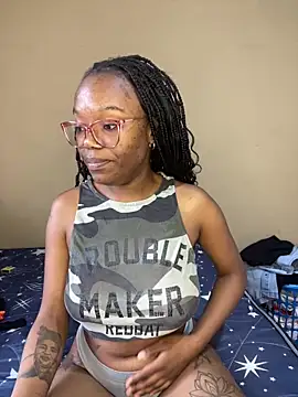 YummyMelanin117 online show from March 16, 11:47 am