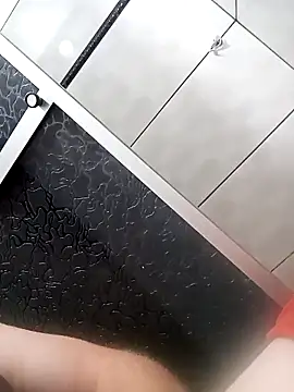 Snapshot of DrShocks chatting on March 27, 4:40 am DrShocks online show from March 27, 4:40 am