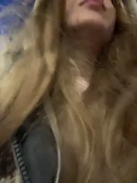 bambi lu online show from April 20, 6:20 pm