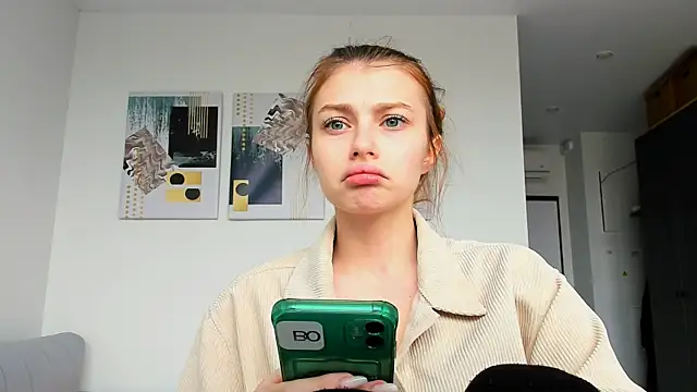 AngelaSwan online show from March 21, 8:17 am